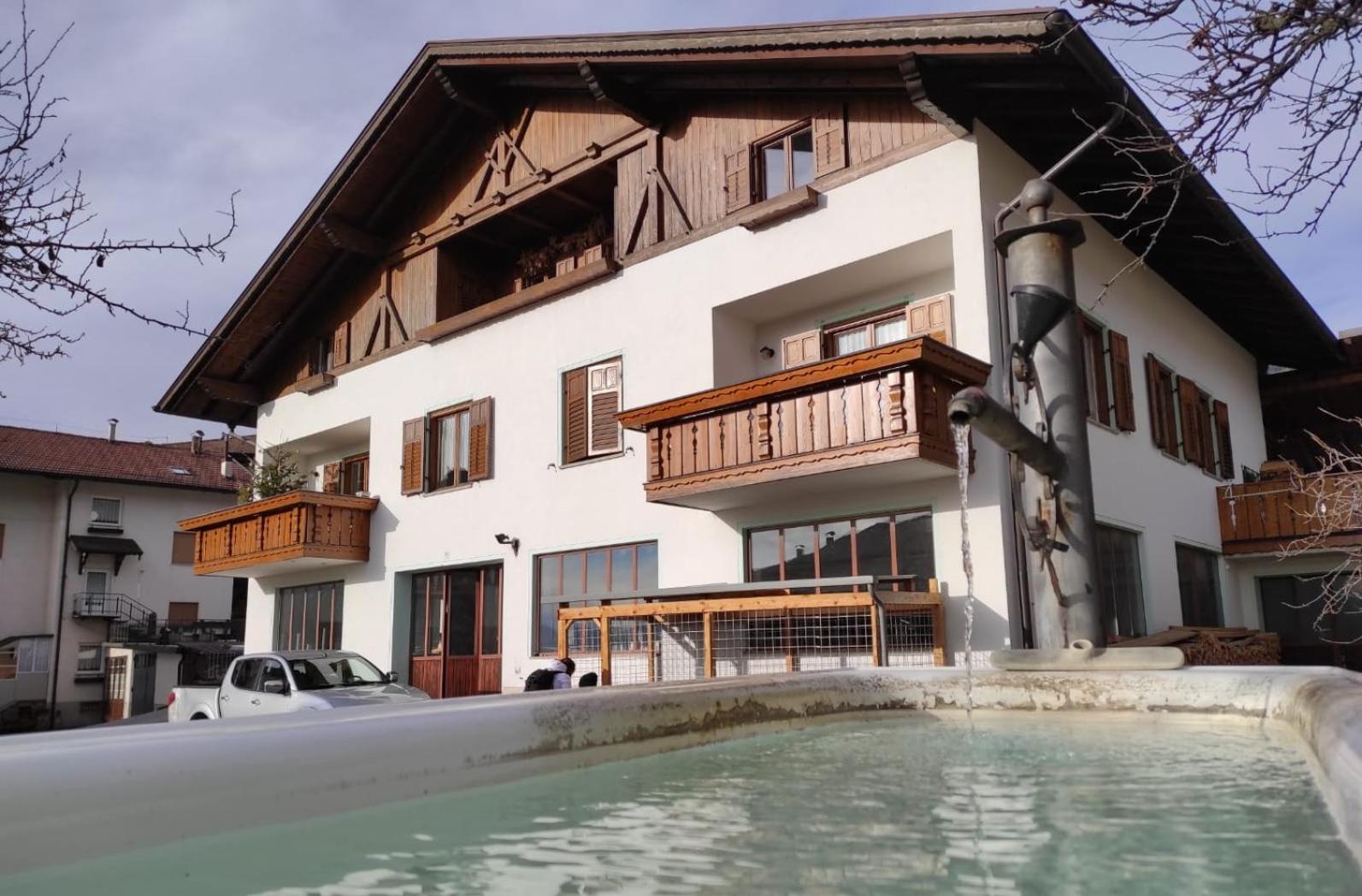 Appartamento Cologna Castelfondo Exterior foto